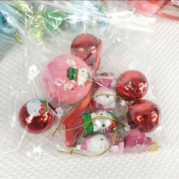 Hello Kitty Xmas Tree - Picture 5 of 6